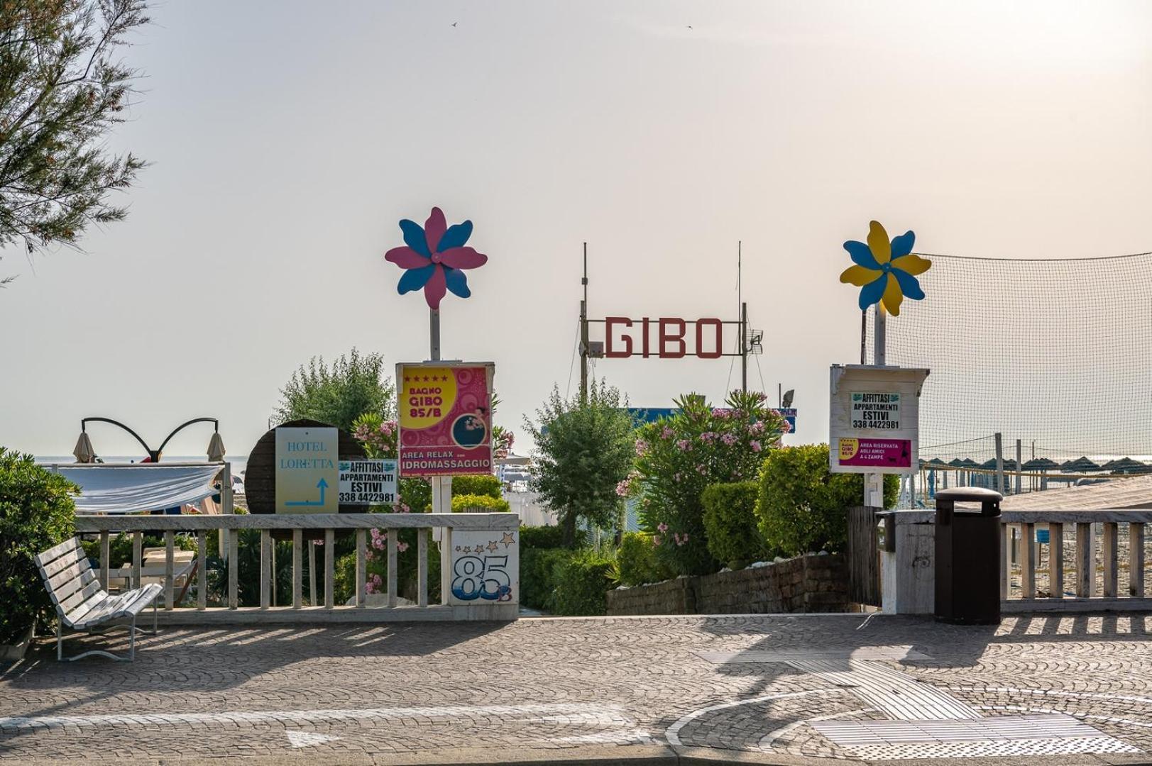 Hotel Mara Rimini Buitenkant foto
