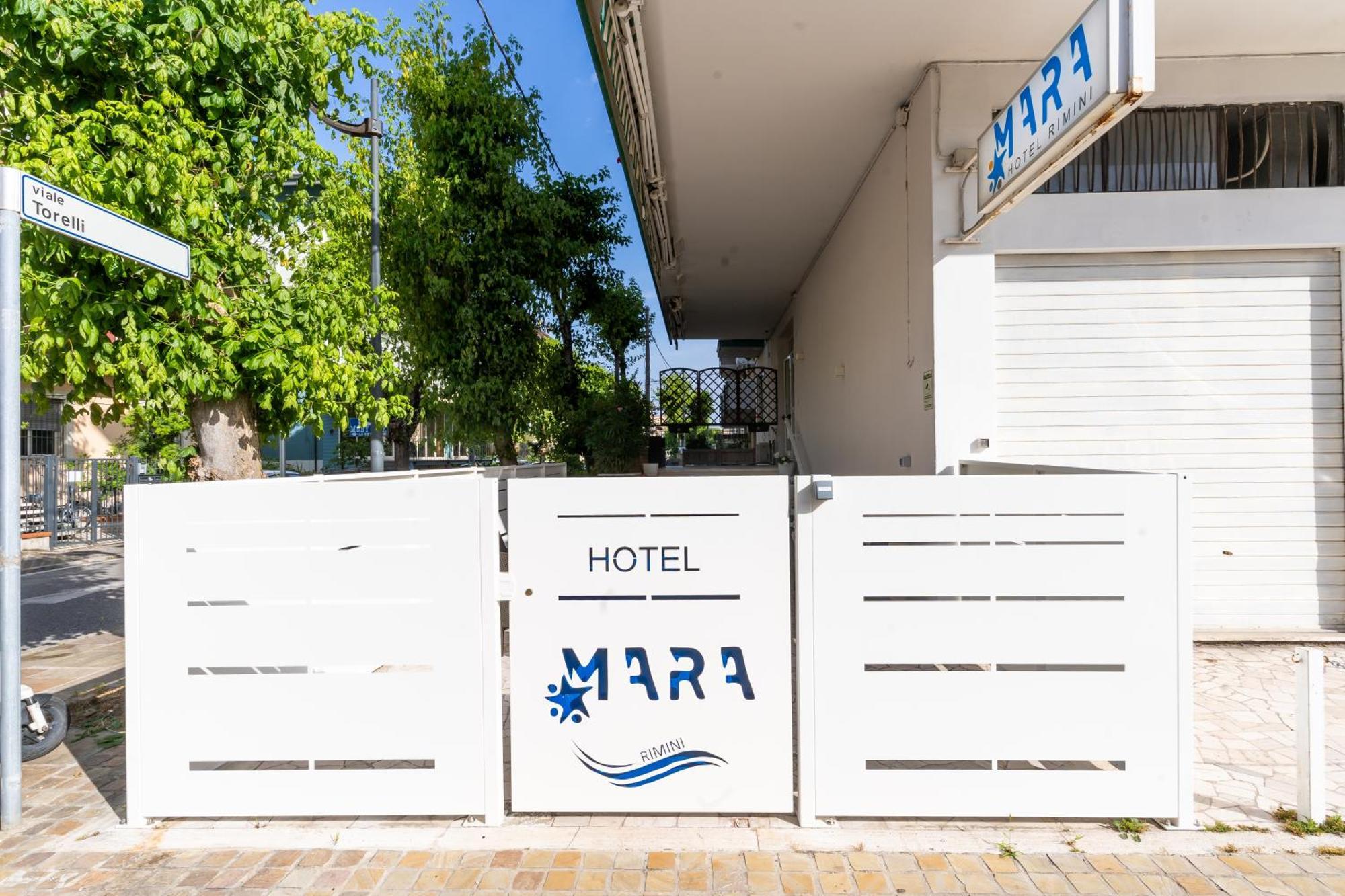 Hotel Mara Rimini Buitenkant foto