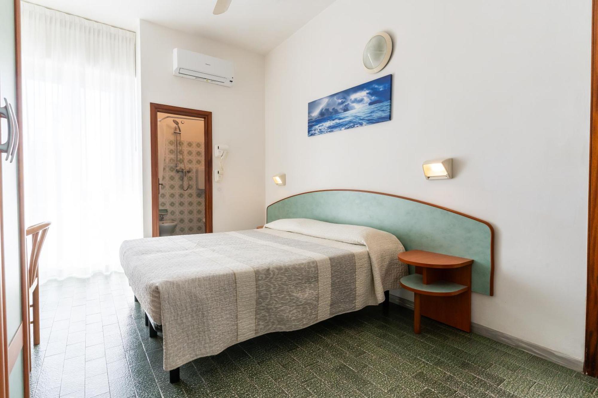 Hotel Mara Rimini Buitenkant foto