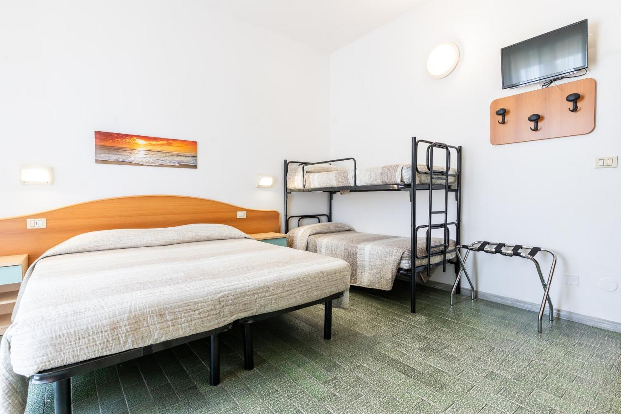 Hotel Mara Rimini Buitenkant foto